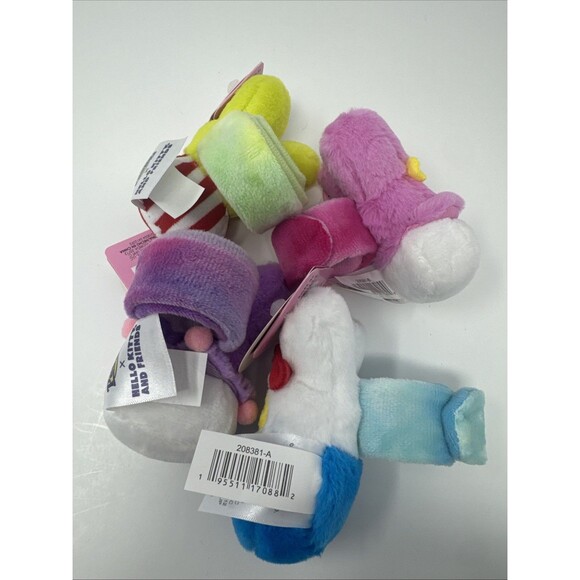 Peeps X Hello Kitty & Friends Wrist Huggers Easter Plush Slap Bracelet Set 4 NWT - Picture 9 of 10